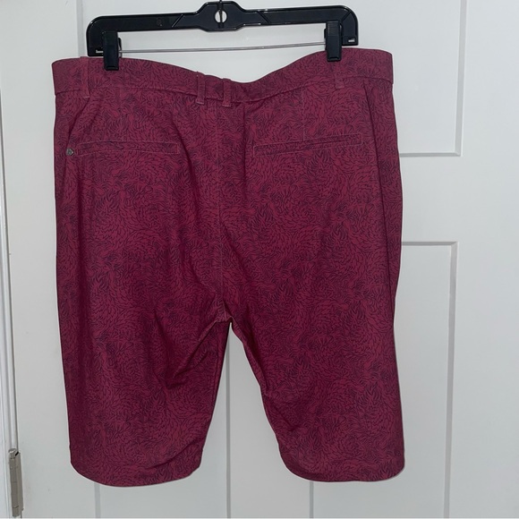 Greyson Montauk Shorts 10 1/2” Inseam - Picture 2 of 4